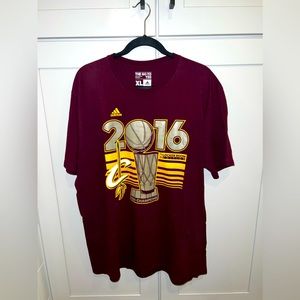 Men’s Adidas Maroon XL Cavs Championship Tee Graphic Good Condition